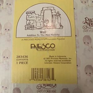 Enesco Cream Wall Decor for Mini Nativity